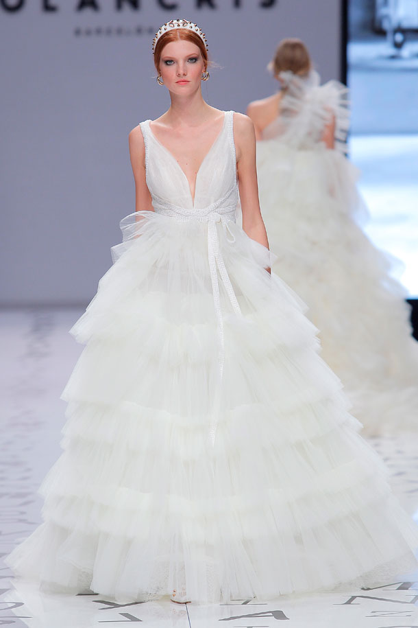 ilovebrides.pt Yolan Cris coleção 2020 vestidos de noiva